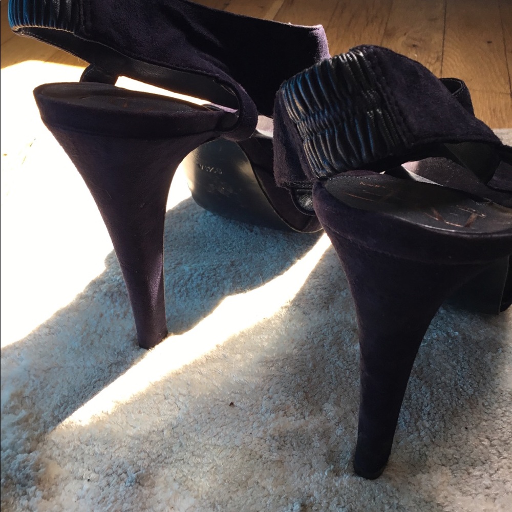 Purple Platform - image 4